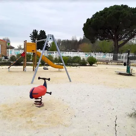 Holiday Avenue De La Palmyre - 26 Les Mathes